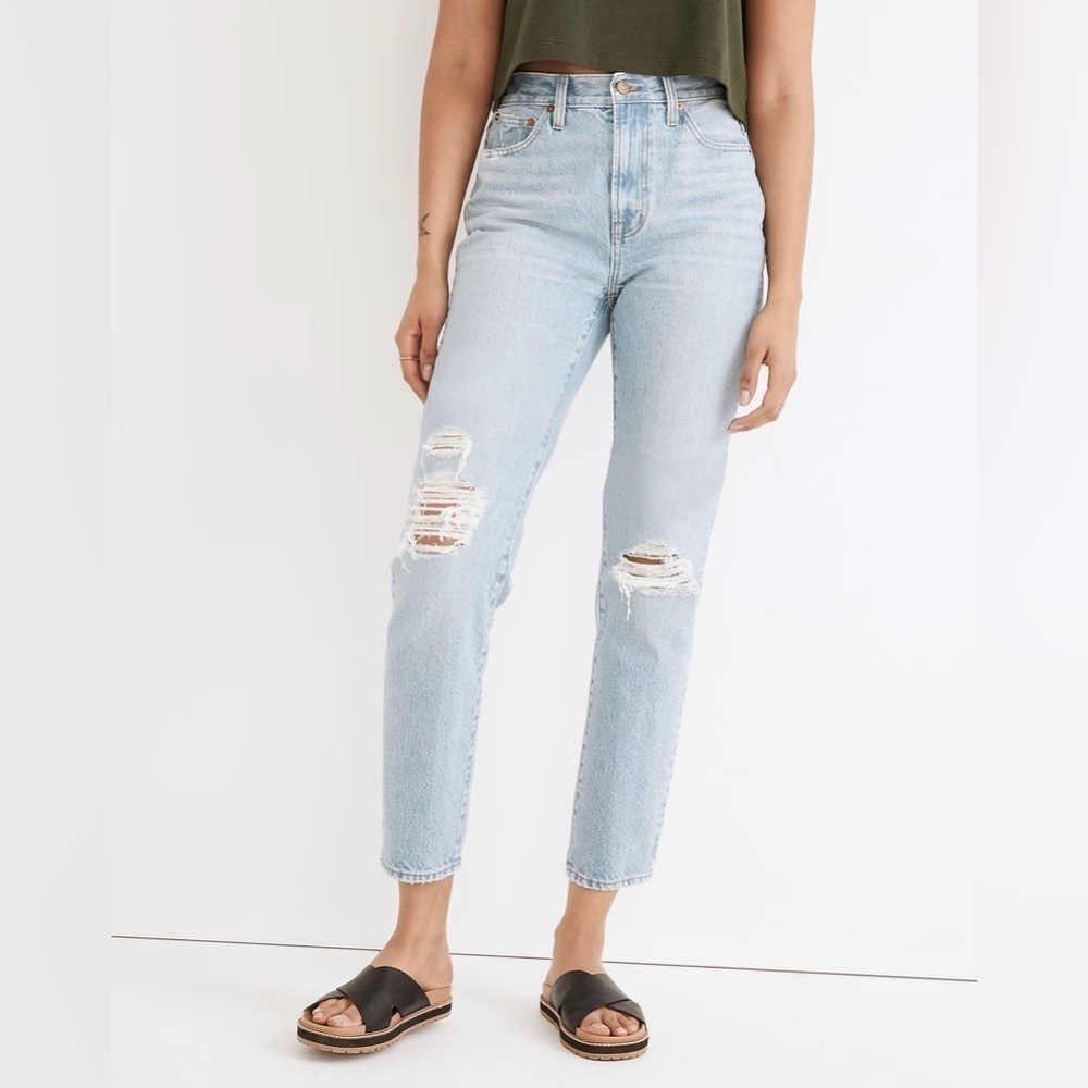 Madewell The Perfect Vintage Jean in Grandbay Wash: Ripped Edition - Picture 3 of 12